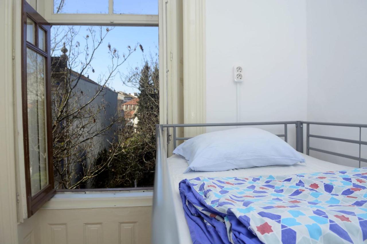 Bed 4-Bed Dormitory Room