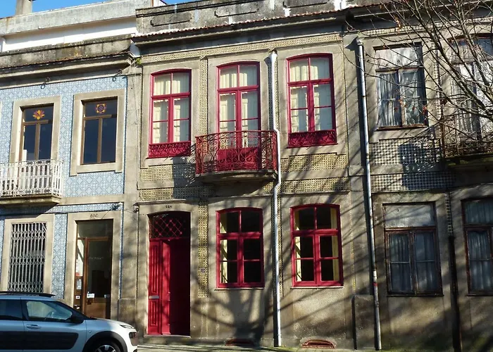 Canvas Atelier Hostel OOporto